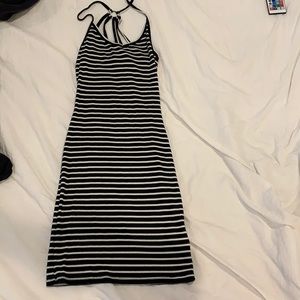 Black and white stripped tight bodycon dress